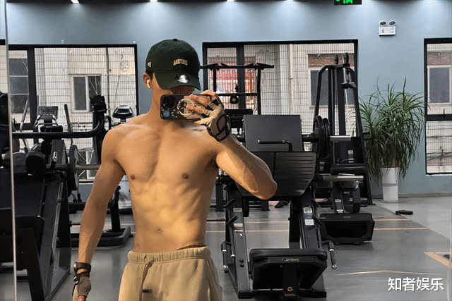 王星越的“瓜”越来越多，越扒人越红，年少成名未必是好事