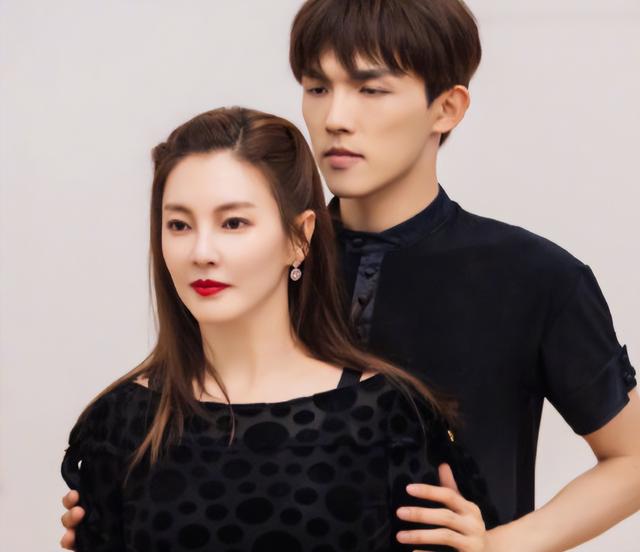 36岁“无人敢娶”的张雨绮,终于给娱乐圈狠狠“上了一课”