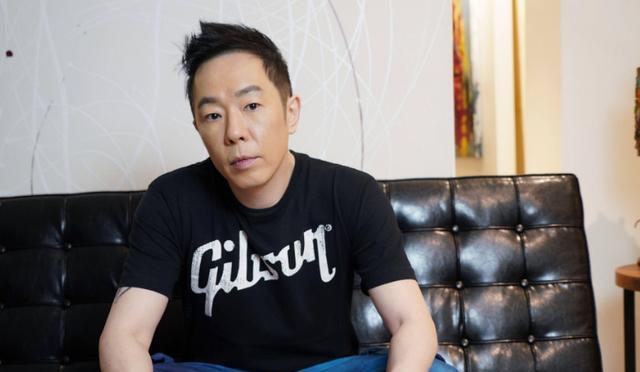 黄贯中|我想和你唱：摇滚老炮黄贯中，致敬beyond黄家驹，掀起全网回忆杀