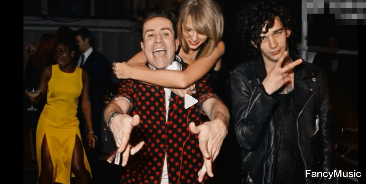 乃万|霉霉与相恋6年男友分手后再传绯闻,这次还是老相识:信息量太大