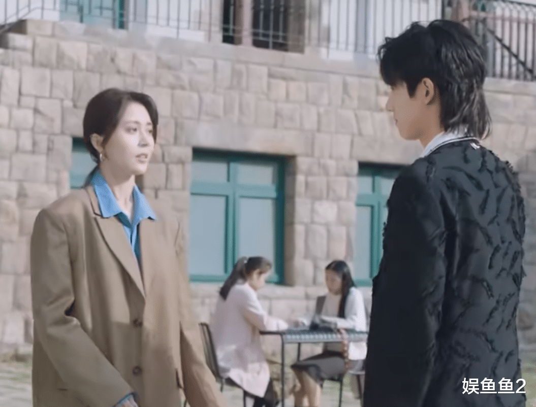 李靓蕾|《鱼生知有你》定档0615,最和谐的三角恋,做不成恋人就做朋友