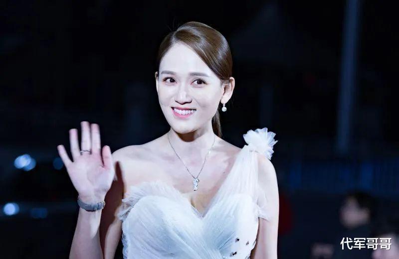 盘点为流浪狗发声的7位明星，看看都有谁？