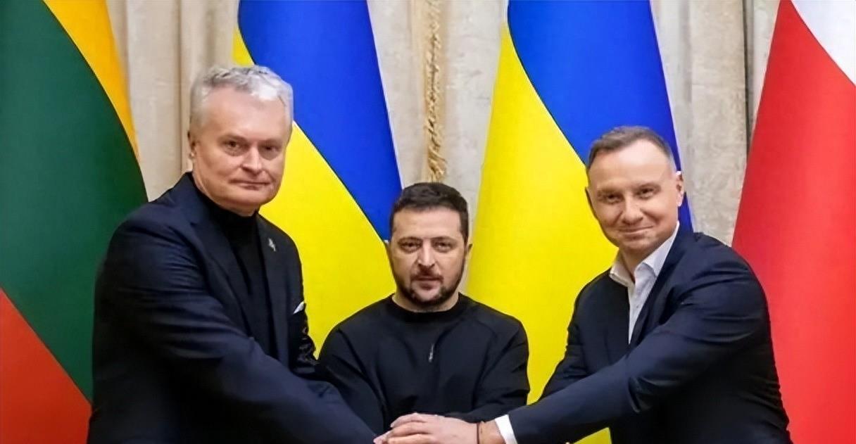 后悔也来不及了,当年支持“台独”的立陶宛,如今下场凄惨!