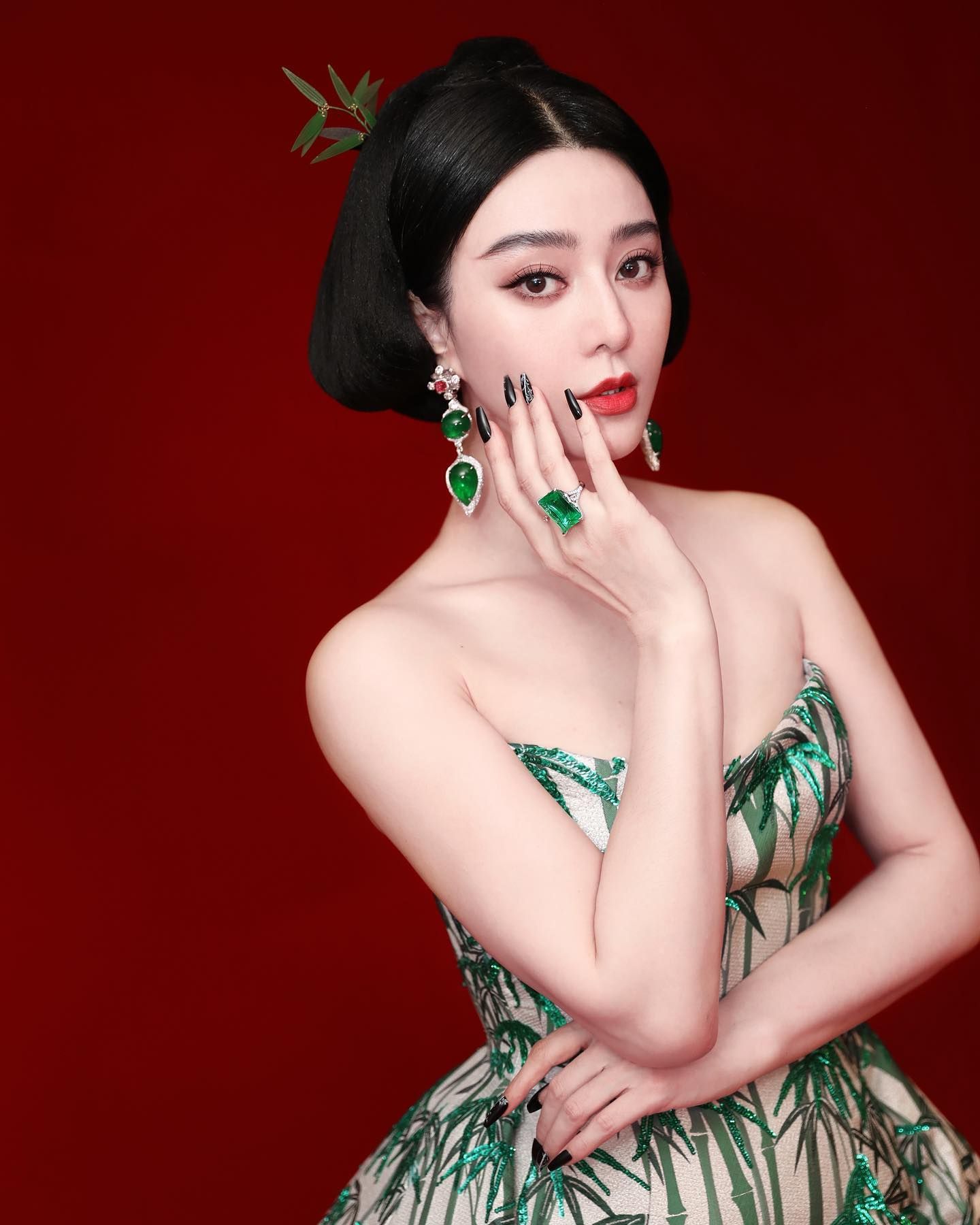 范冰冰|41岁范冰冰凭借新电影《绿夜》 再现坎城影展引粉丝好评