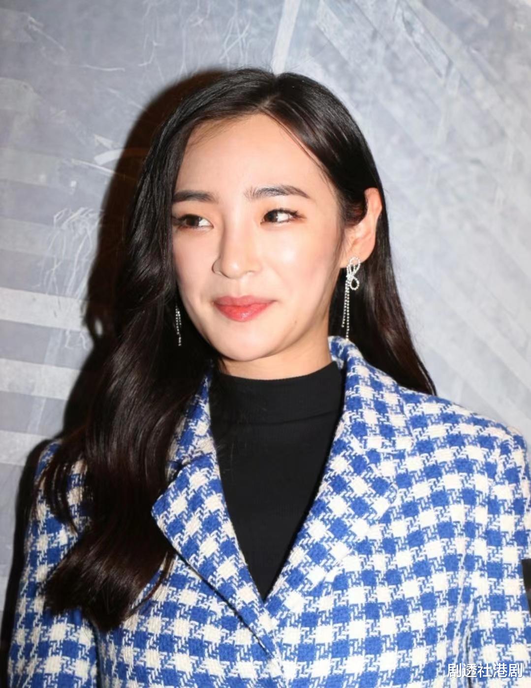 陈桢怡|终现身!前港姐因连串桃色风波传被TVB放逐内地洗底,罕见出现在港