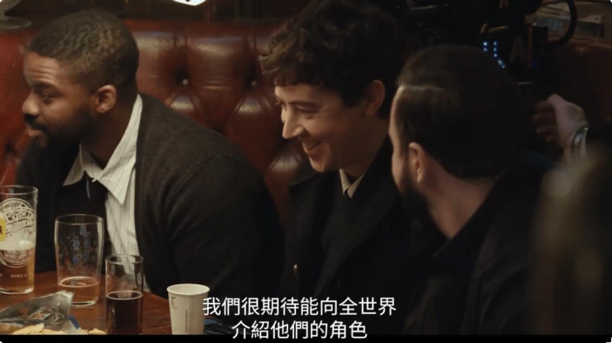 网飞《三体》审美塌方,“不锈钢裤头”当头盔,叶文洁气质太普通