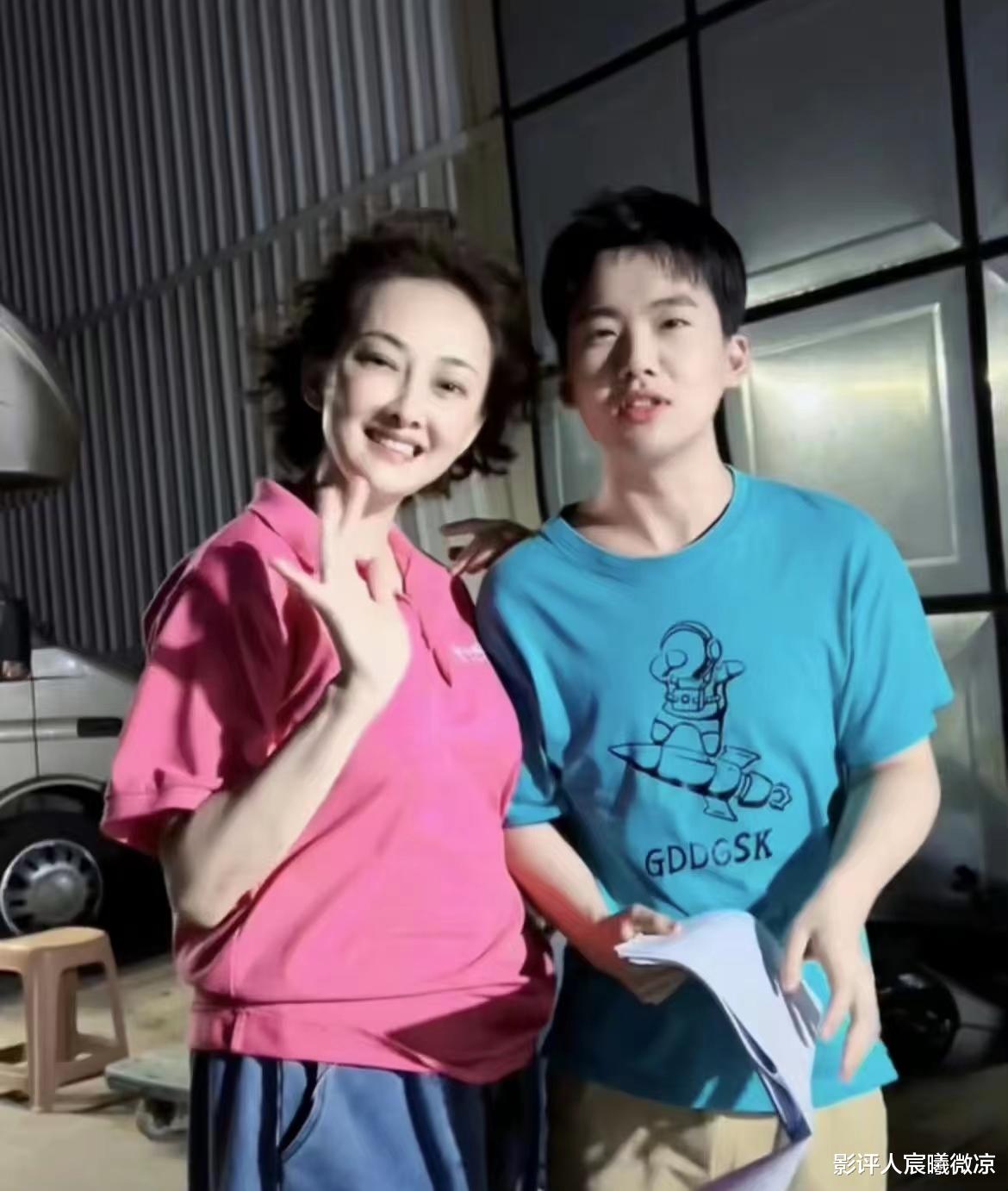 牛莉|《平凡之路》：拿冠军、上春晚、嫁富豪，剧里她演郭麒麟妈让人烦