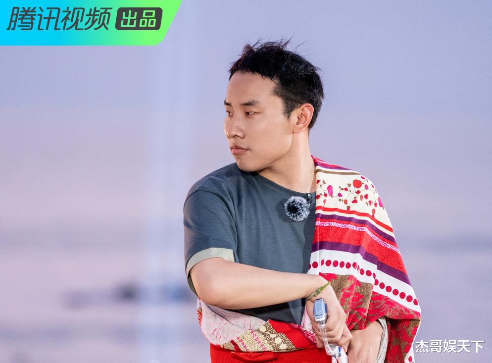 宋茜的“不尊重”,恰恰是对《桃花坞》所有人最大的尊重