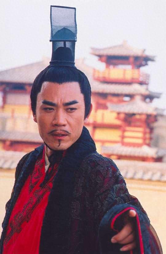 贼眉鼠眼、一脸“太监相”就别演帝王，天潢贵胄还是得看这3位！