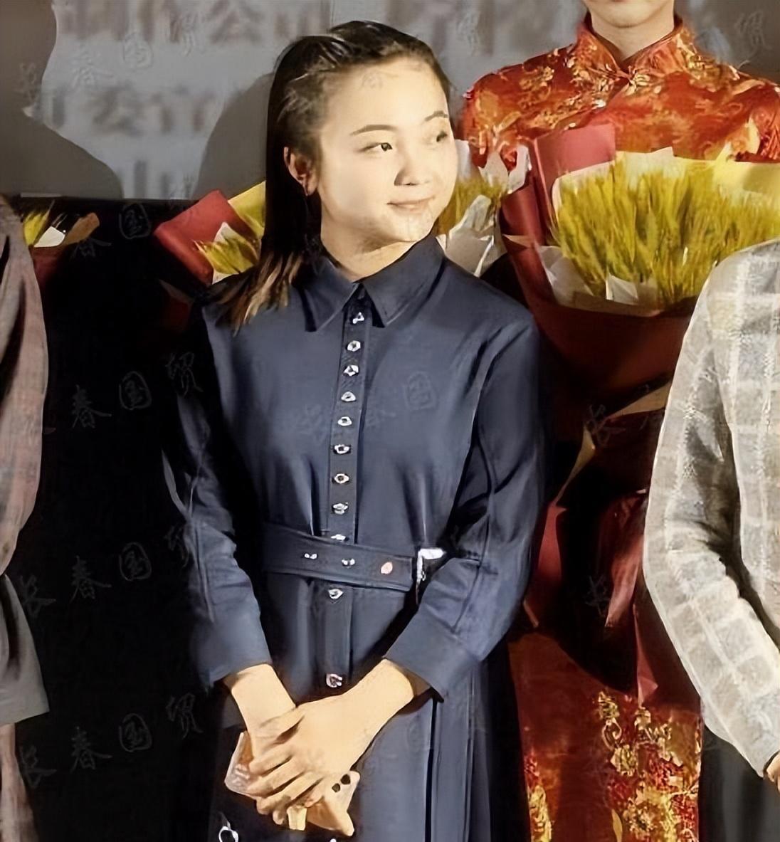 林妙可|林妙可又胖又不漂亮才23岁就满腰围的赘肉,甚至没普通妇人身材好