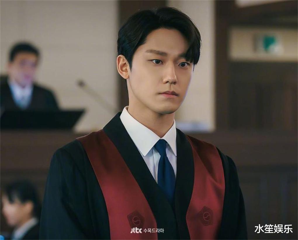 李到晛|李到晛称和林智妍恋爱很神奇,透露宋慧乔承诺去军队探望他