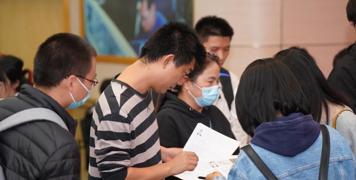 大学生|大学生有好消息,3个新政策缓解就业压力,学生开心家长也放心了