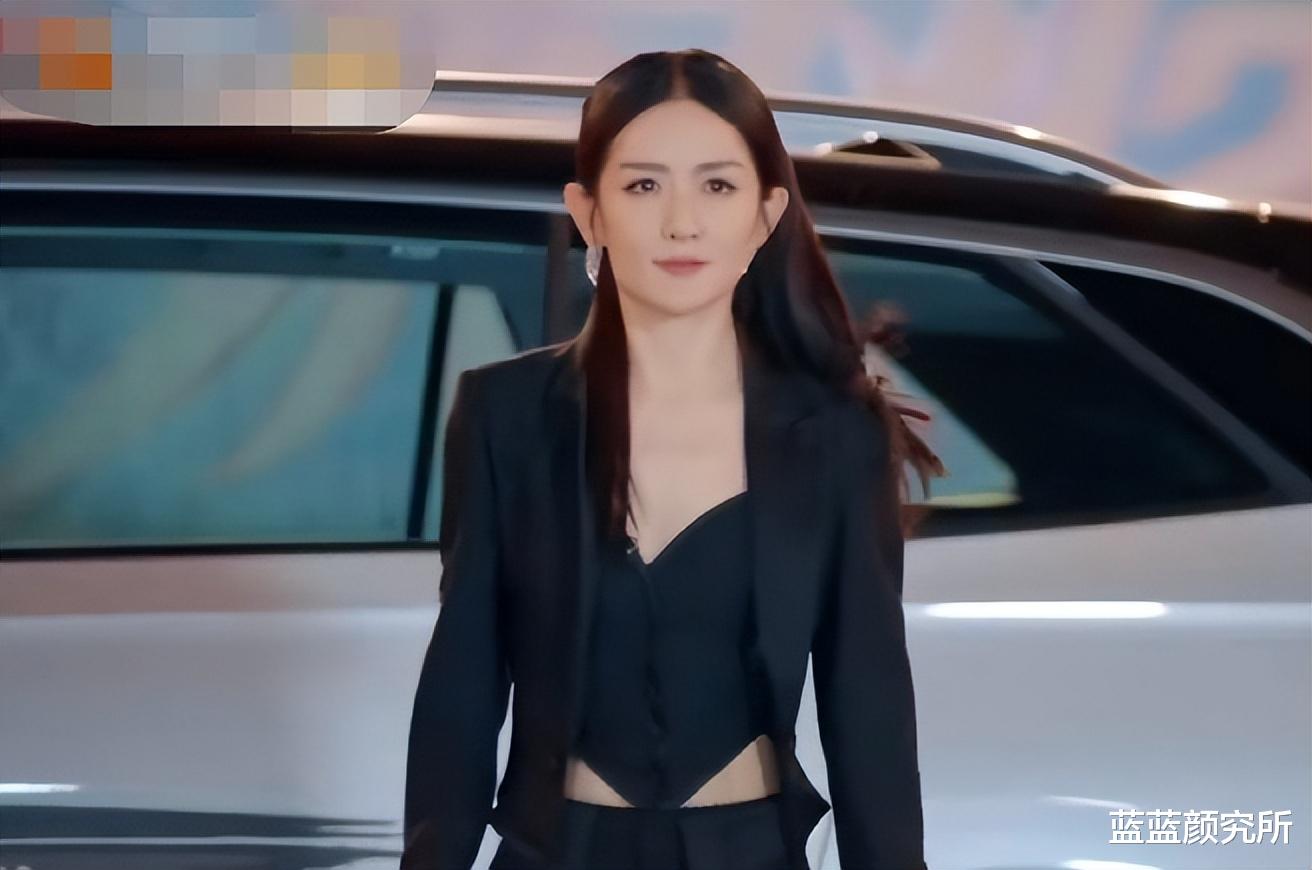 快乐大本营|谢娜亮相《浪姐4》,观众惊奇发现,谢娜代表作没有写快乐大本营