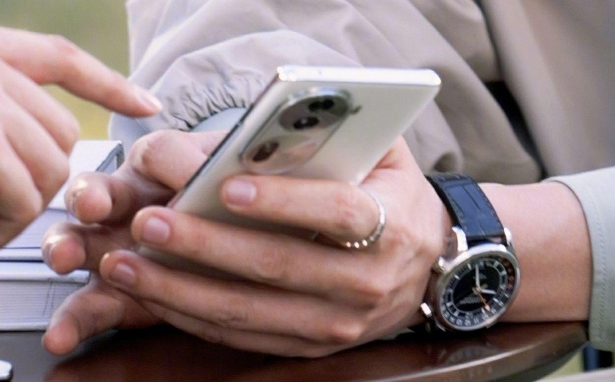 朱一龙成绿厂新品代言人?