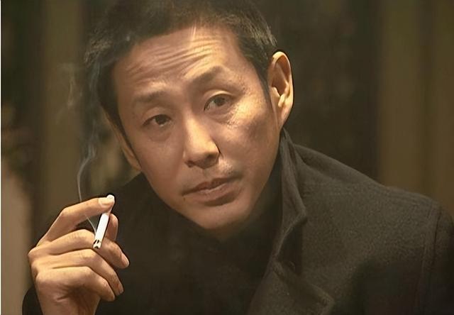 陈道明|陈道明是伪君子?被曝艺德不行,背后养小三,演技差还到处挑剔