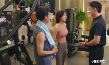 收手吧秦岚,没完没了的“秀身材”,再性感观众也会腻