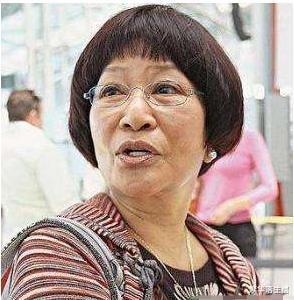 徐子淇嫁给李家诚17年,感情依旧甜蜜,这和她的高情商分不开