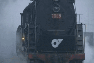 裤衩子外露，诱惑尼姑装，这些毁三观的操作，导演怕是个猪脑子吧