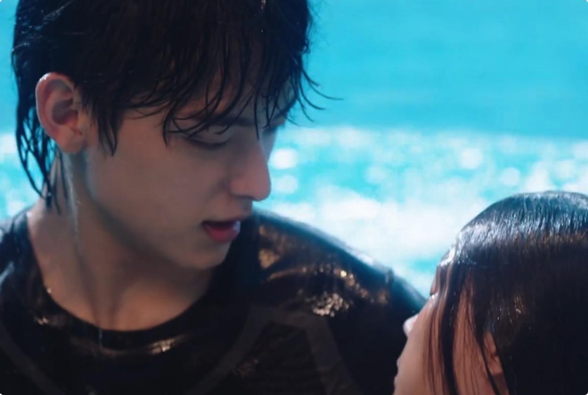 开播4集热度榜第一，甜宠又爆笑，芒果台又甩出硬核黑马剧