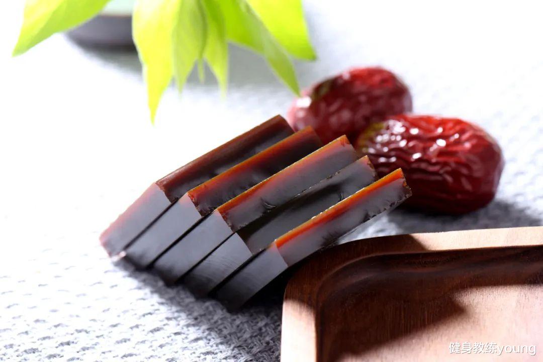 “最美港姐”李嘉欣,53岁依然仙气飘飘,护肤冻龄靠这5招