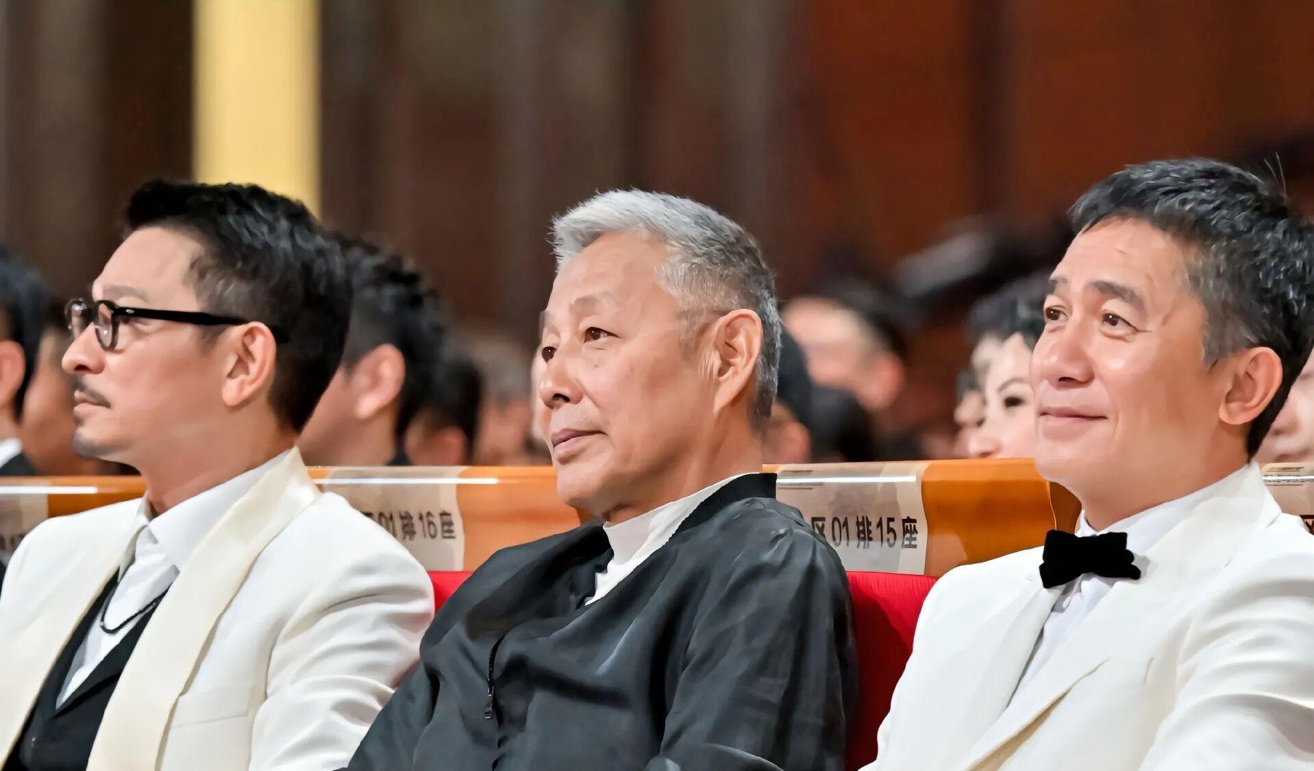 金鸡奖后台上,江湖地位、人情冷暖,在陈道明身上体现得淋漓尽致