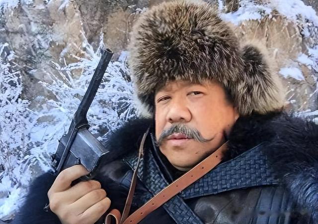 秦卫东:年轻时爱喝酒,中年患病,如今瘦到脱相,他究竟经历了啥