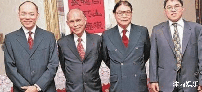 霍英东家族聚会照曝光!霍启刚霍启山地位高下立见,霍思纬太惊艳