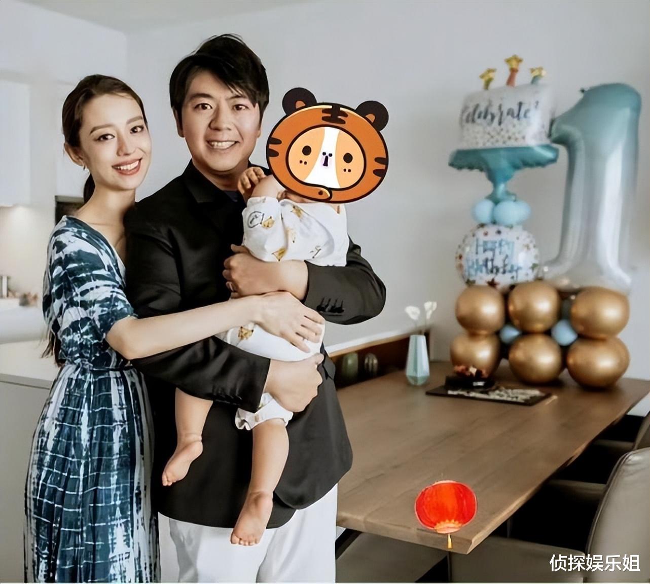 赌王|郎朗晒全家福庆41岁生日，2岁儿子久违出镜，祖孙三代同框超有爱