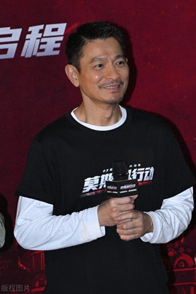 刘德华怎么突然就老了,这还是我上几天看到的刘德华吗?