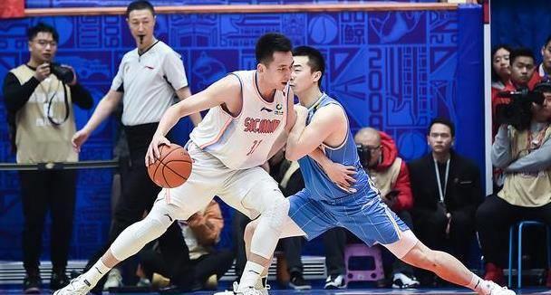 正式离队！ CBA前锋冠军已被解雇，将无球可打退役
