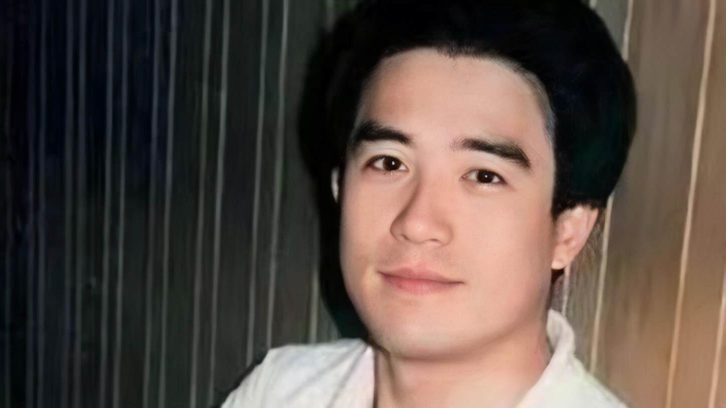 香港知名男星转行做保安谋生，身材发胖明显，至今未婚无儿无女