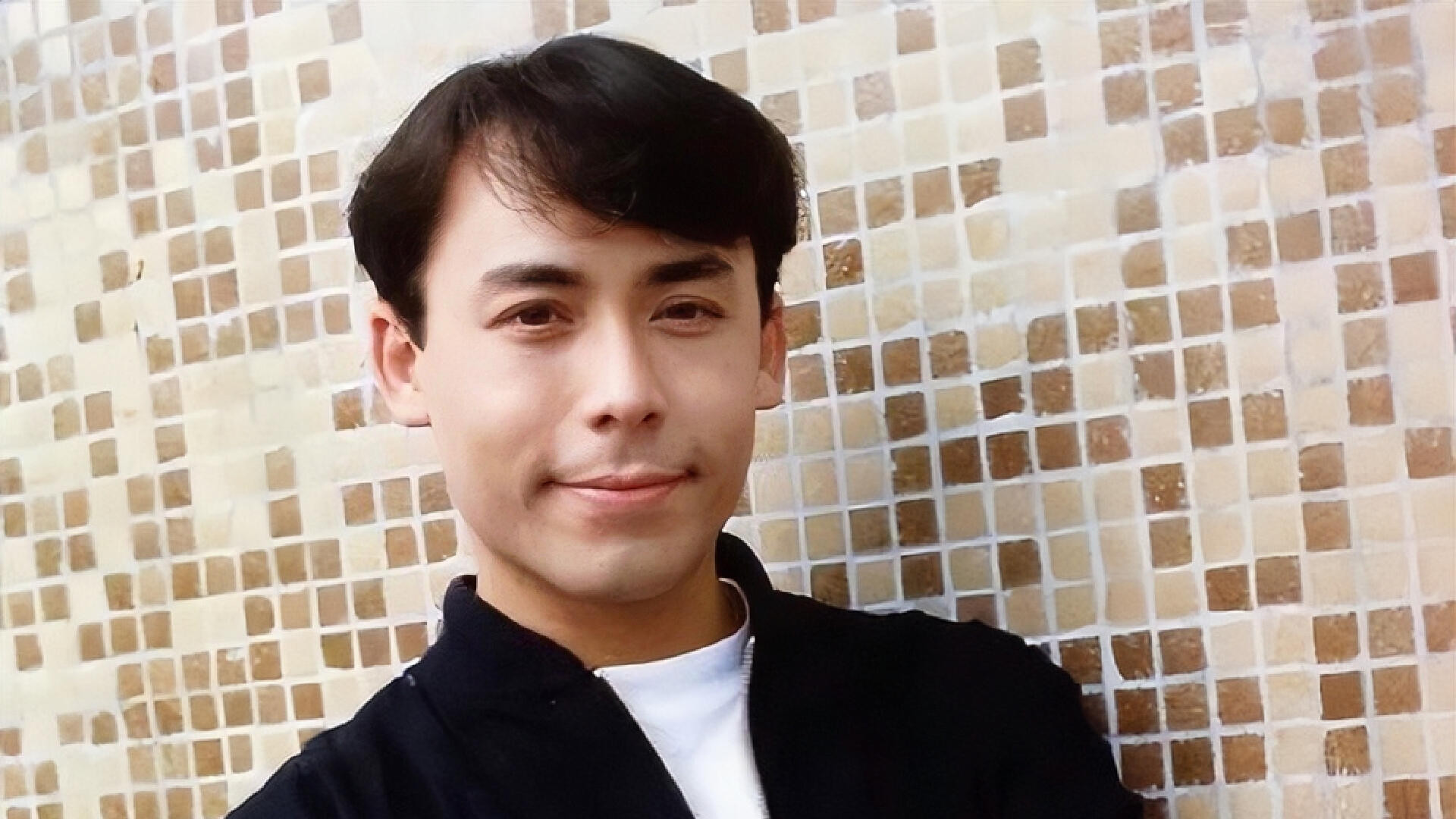 婚变|香港知名男星被曝离婚！小21岁妻子颜值高身材好，做网红炫富成瘾