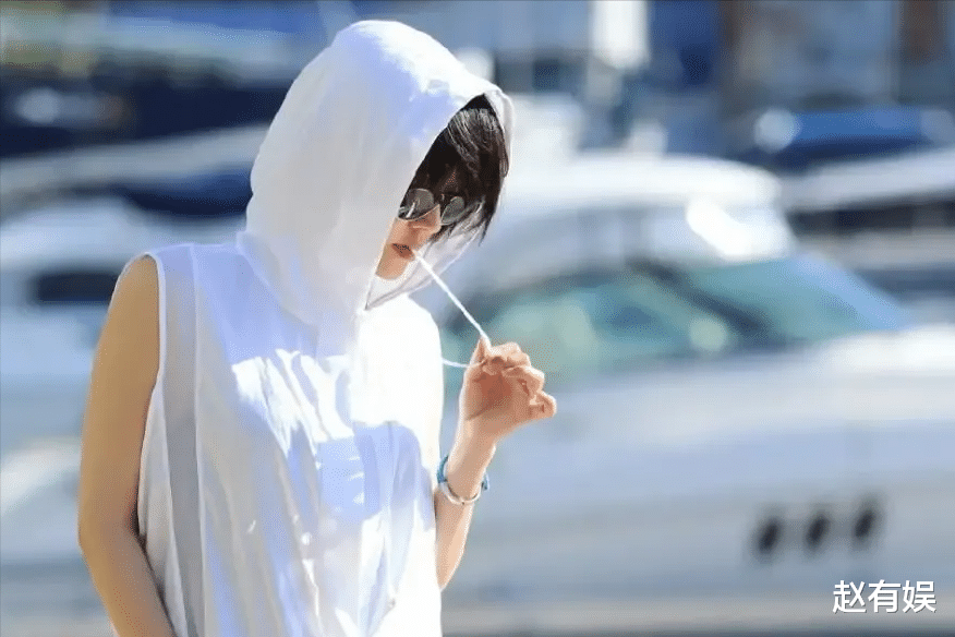 “风流成性、老少通吃”，54岁的许晴，真是越老越“火辣”