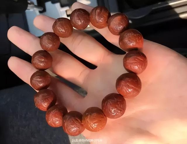 核桃|盘了3年的手串,市场价能卖多少钱?