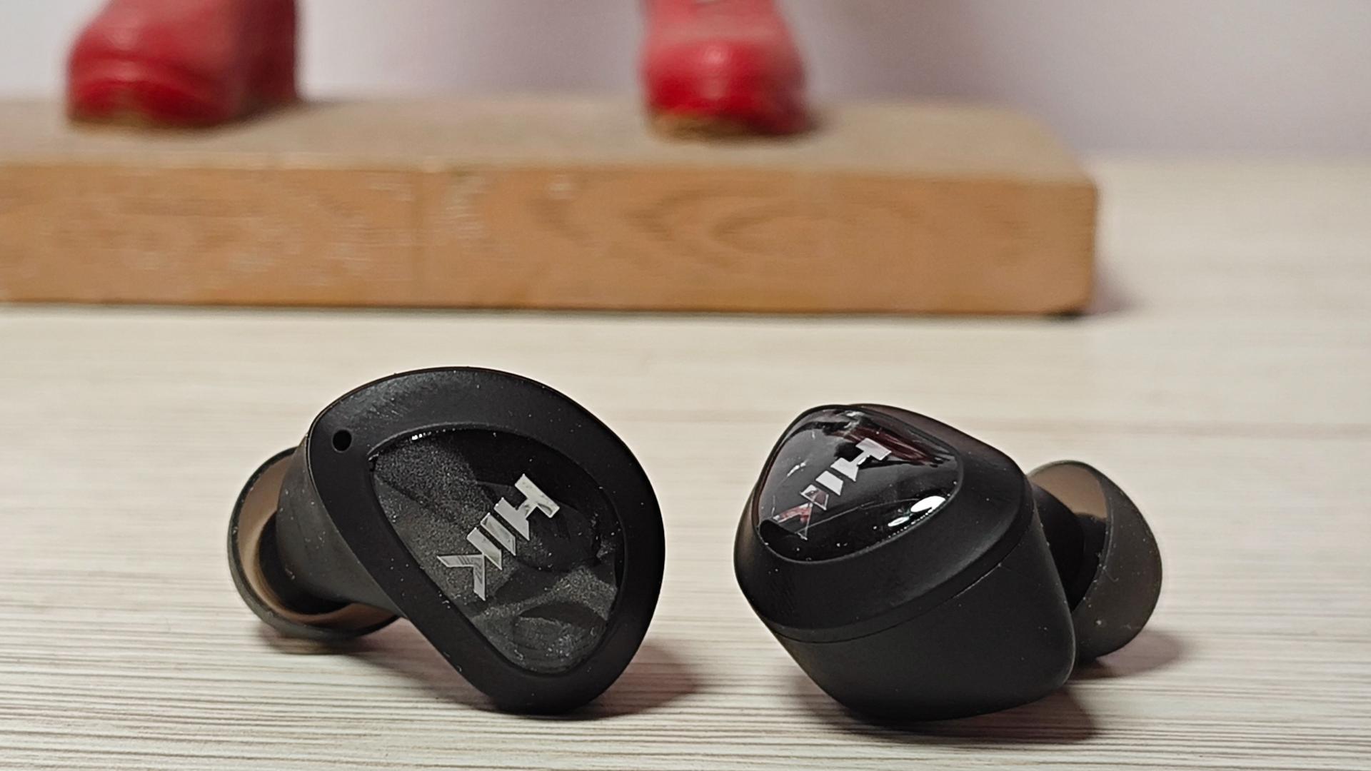 |低音巨浑厚，小巧又精致的HIK X5音质大师初体验