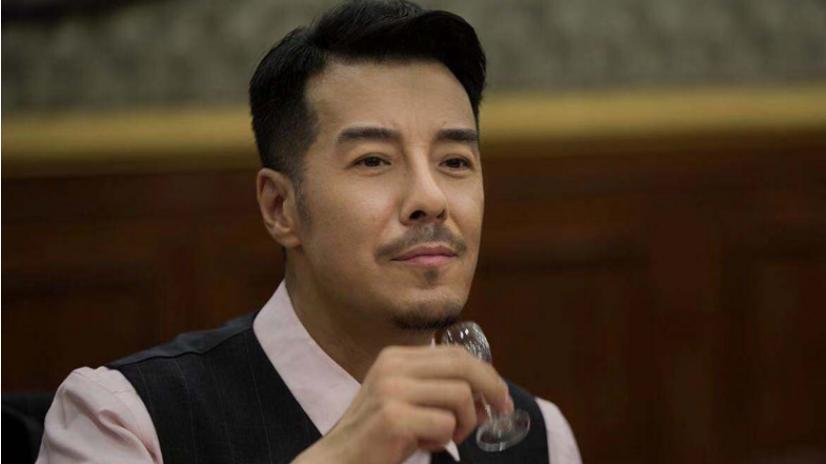 海一天|戏里奸诈狠辣,戏外老实木讷:原来我们被海一天“骗”了这么多年