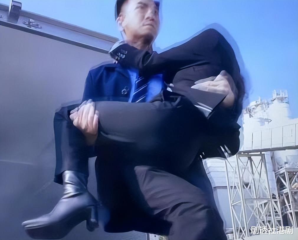 林子善|TVB视后发文告别离巢作!剧集结局被指穿帮严重,四五秒换三双鞋