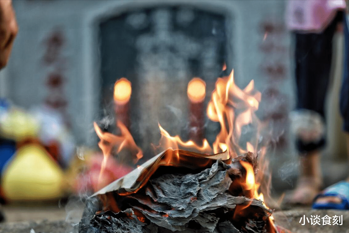 |为啥全国各地开始禁止烧纸钱？有3个原因，网友：不敢相信