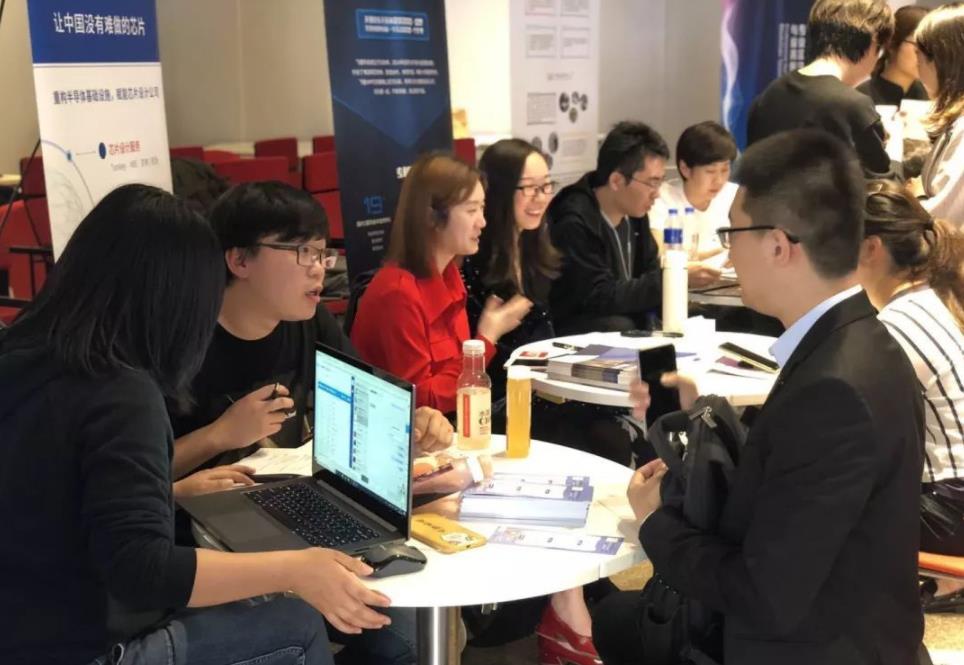 大学生|大学生有好消息,3个新政策缓解就业压力,学生开心家长也放心了