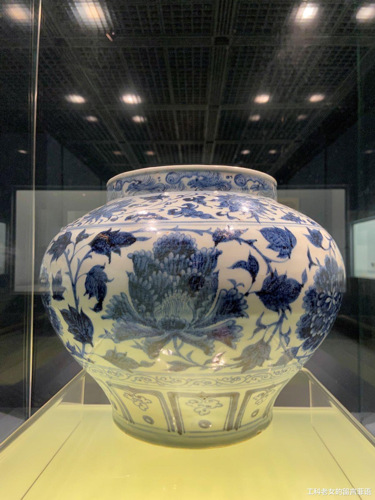 上博陶瓷：中规中矩的元青花