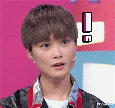 张亮和前妻带儿子逛买手店,15岁天天酷似李宇春,手指状态获好评