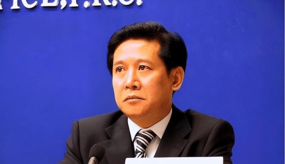 王菲|“头号警花”王菲,上过公安部春晚,沦为高官情人,结局如何?