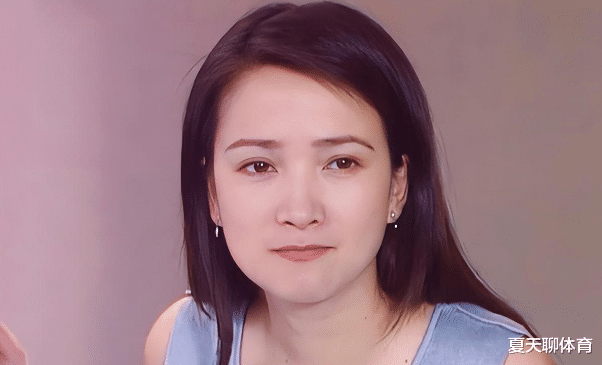 何晴|何晴独子近照曝光,继承老爸许亚军高颜值,已从中戏毕业即将出道