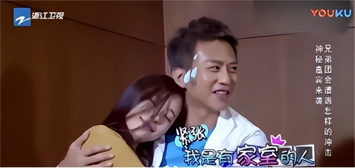 到处认“干爹干哥”，在男人堆里游刃有余，“顶级绿茶”终于现形！