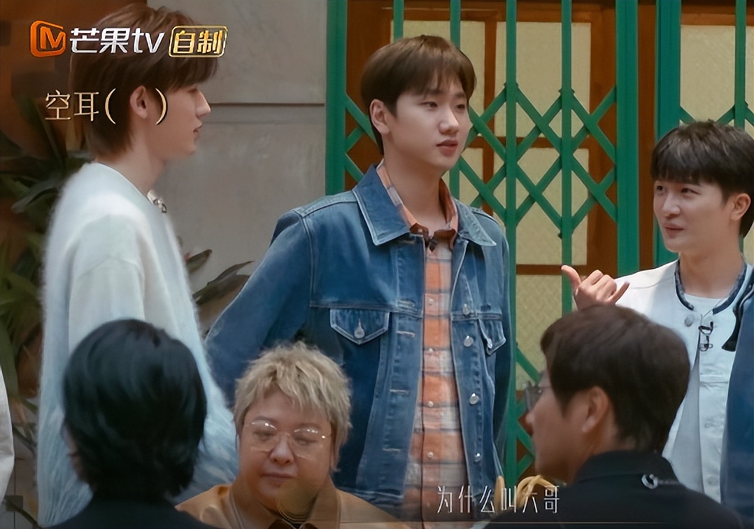 《声生不息3》：周深的尴尬，揭开了娱乐圈的三大现实面