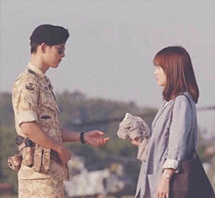 韩国顶流宋慧乔：表面光鲜亮丽，背地里却是受尽了韩国财阀的“玩弄”