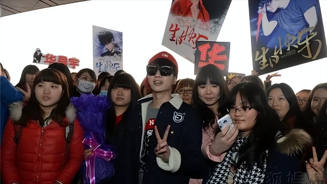 这一次，“拳打林俊杰，脚踩刘德华”的姜涛，让香港娱乐圈成笑话