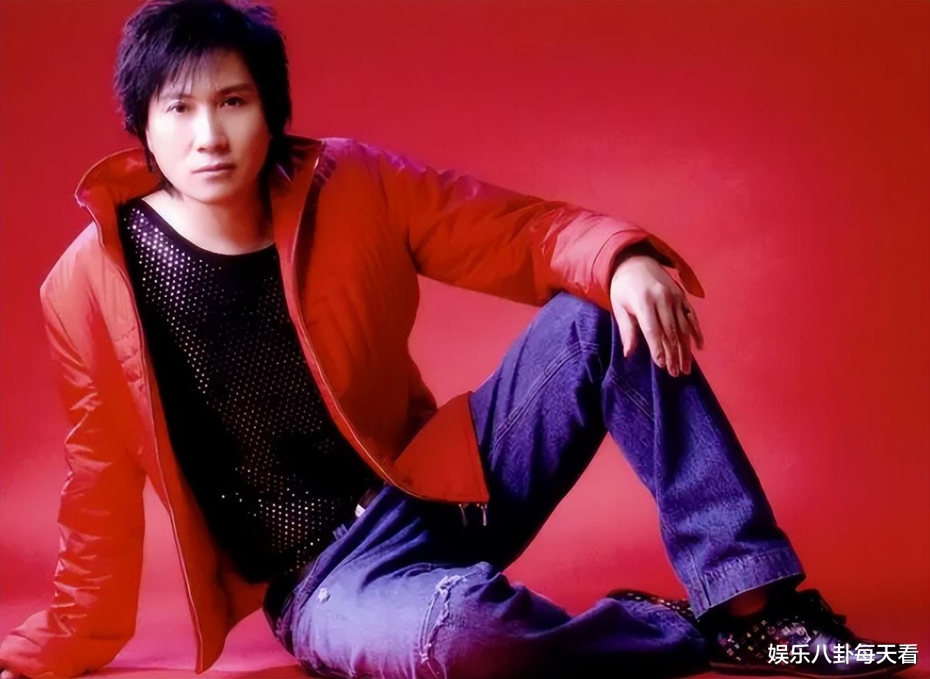 31岁登春晚一夜成名,原以为他隐退,其实已去世10年,妻子和母亲争遗产