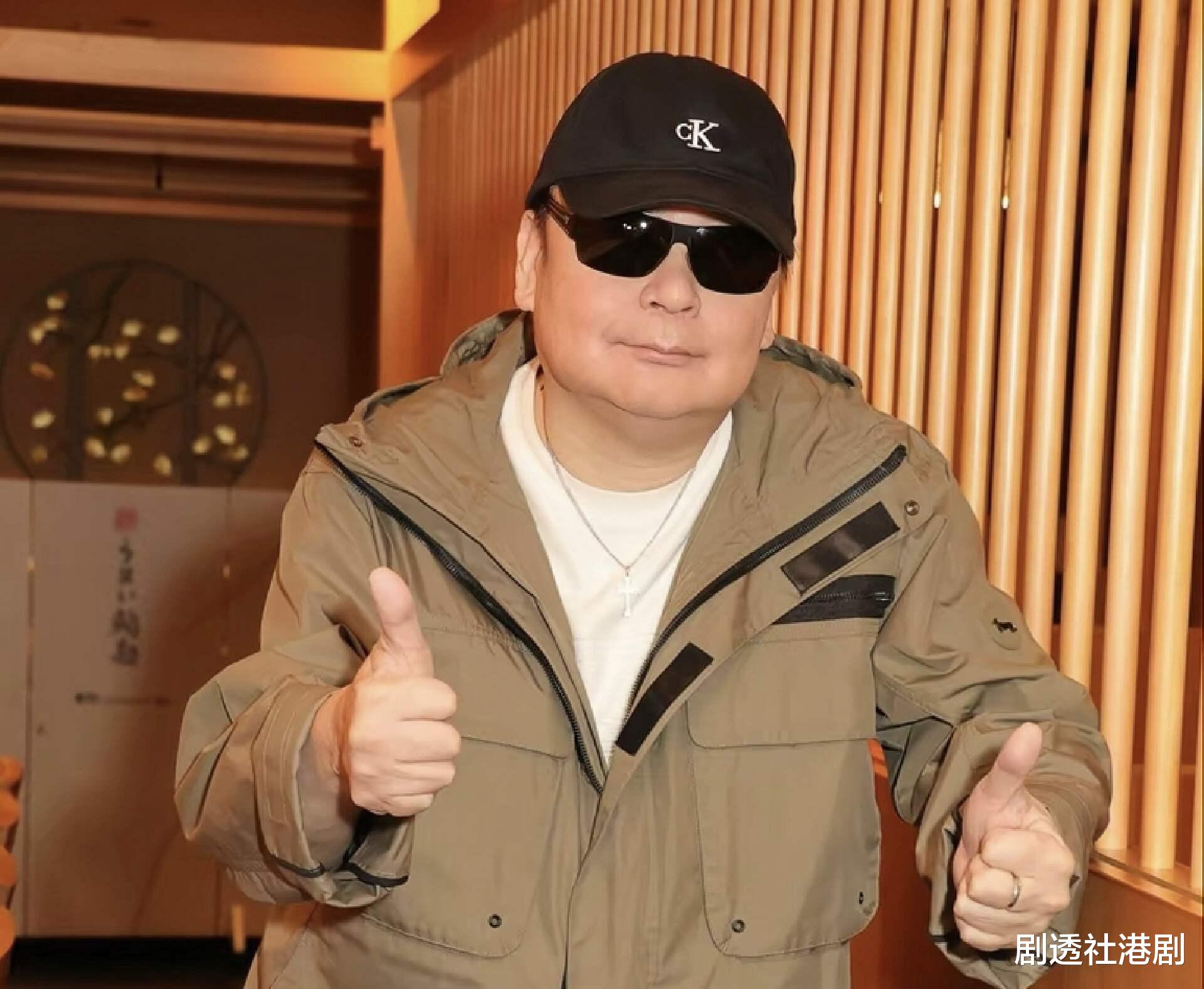 香港知名男星身材发胖到不敢认，曝前女友出轨，分手后立刻堕胎