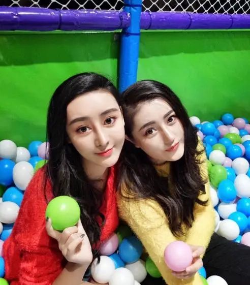 “范冰冰”为“李晨”生下一子，产子后竟然发现男友也喜欢男人？网友：太戏剧了